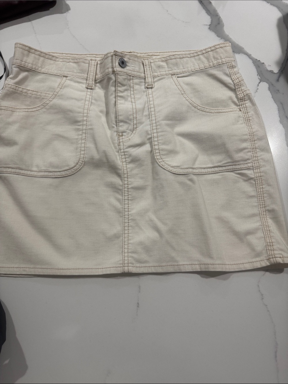 GAP Cream Denim Mini Skirt with Front Patch Pockets